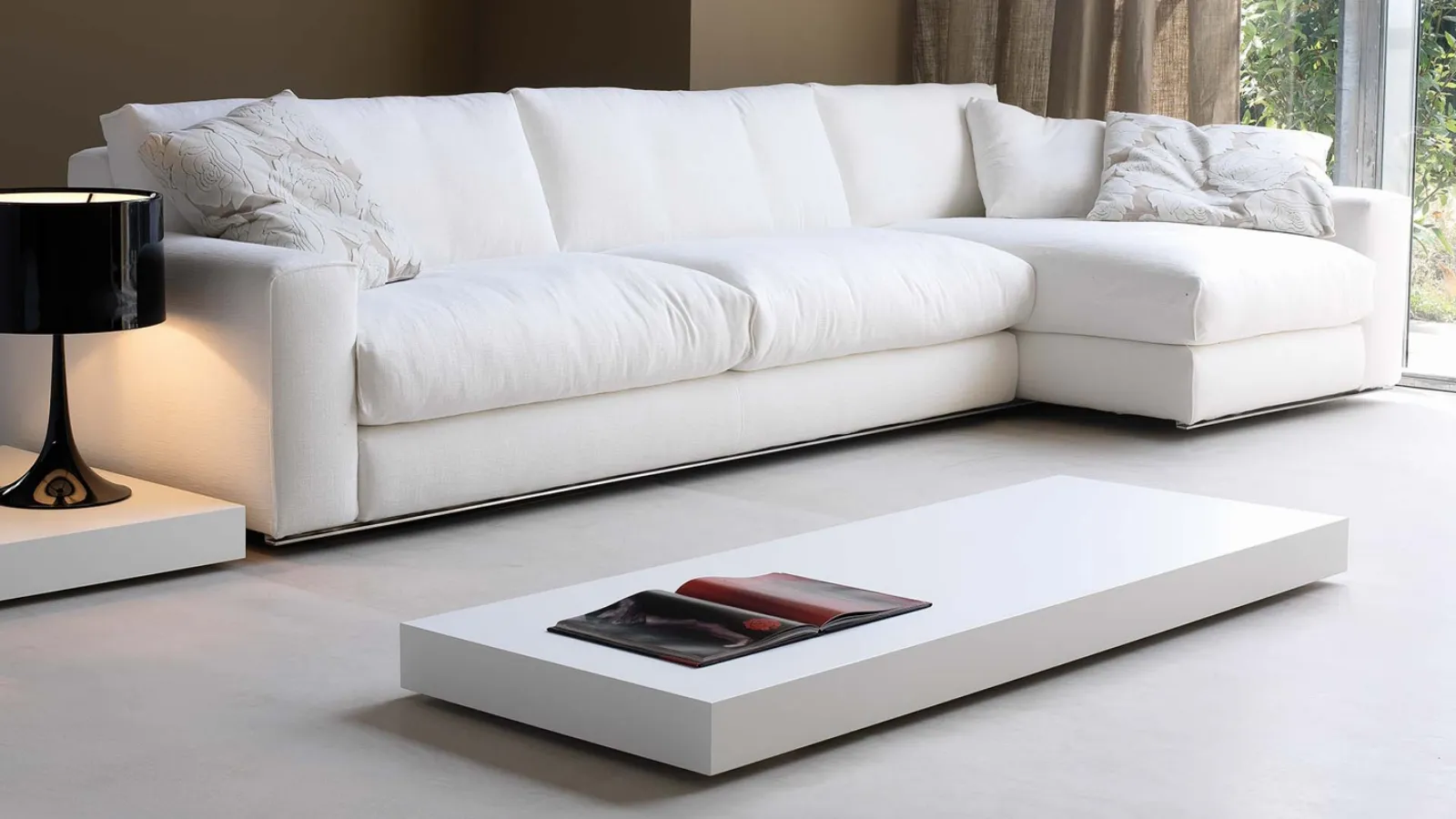 Fly sofa with chaise longue by Vibieffe