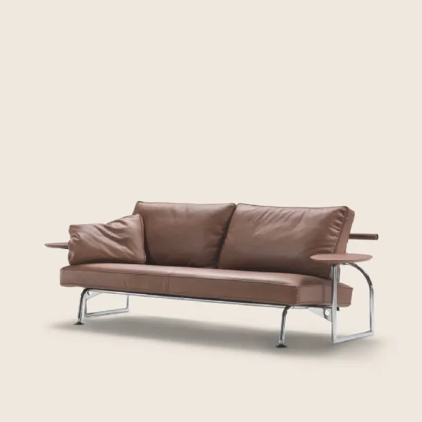 Ginger linear sofa by Flexform