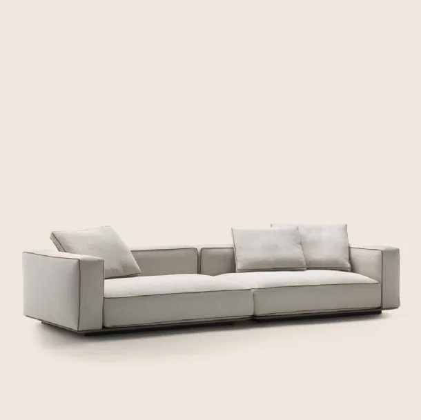 Grandemare fabric linear sofa by Flexform