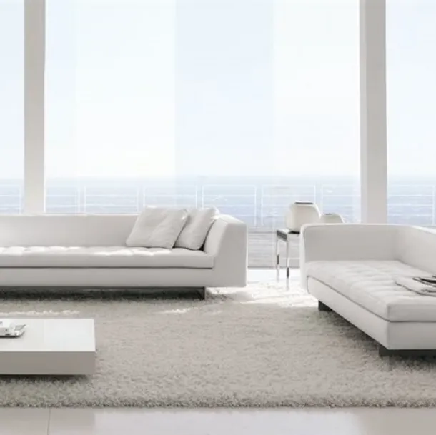 White leather Haero living room by Alivar