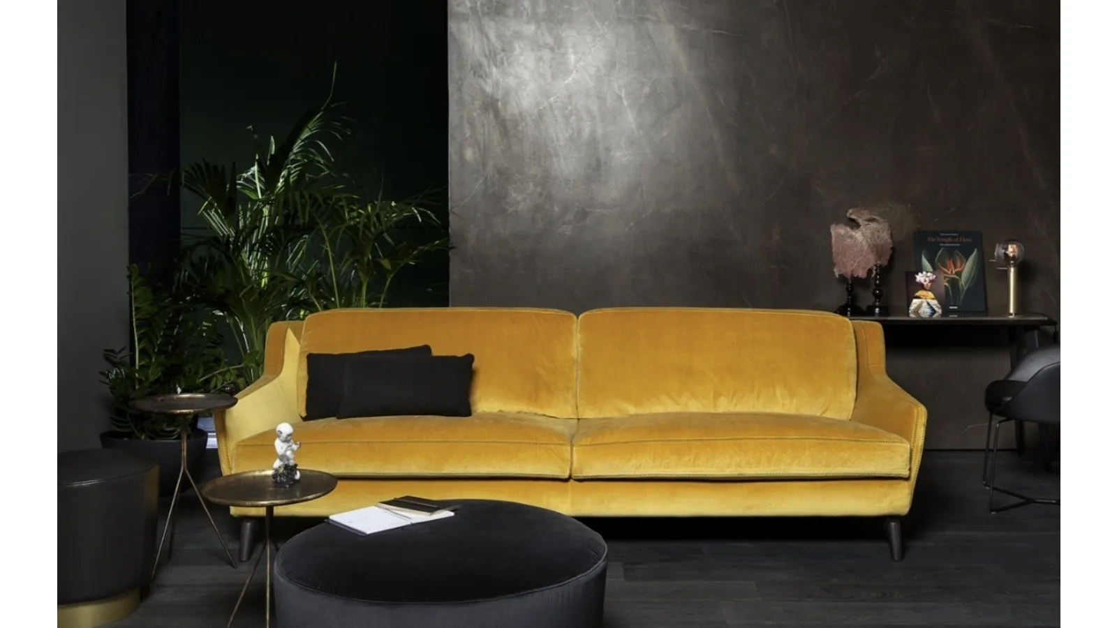 Hi Story linear sofa by Vibieffe