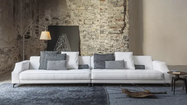 Identity linear sofa by Vibieffe