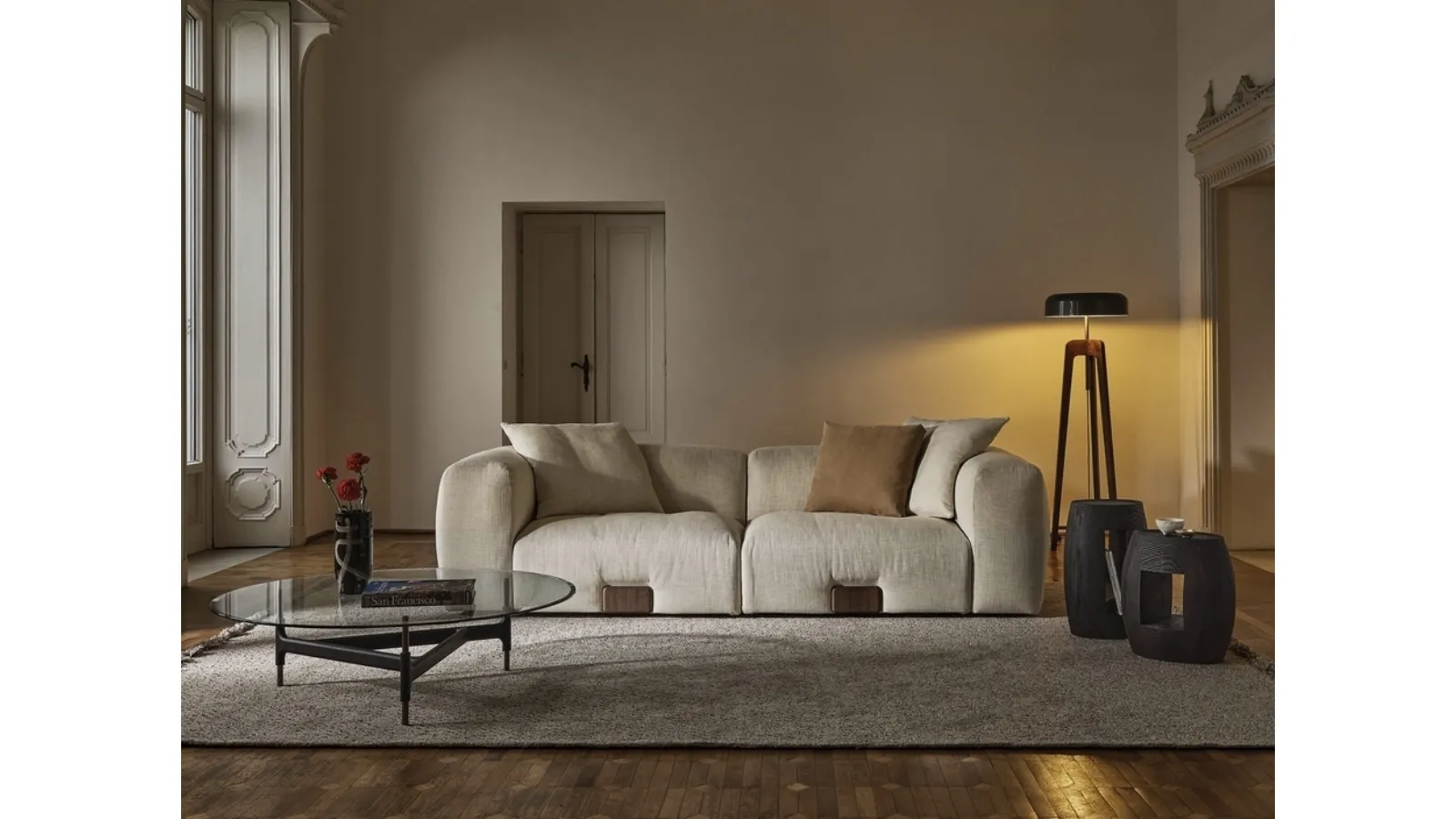 Koji linear sofa by Porada