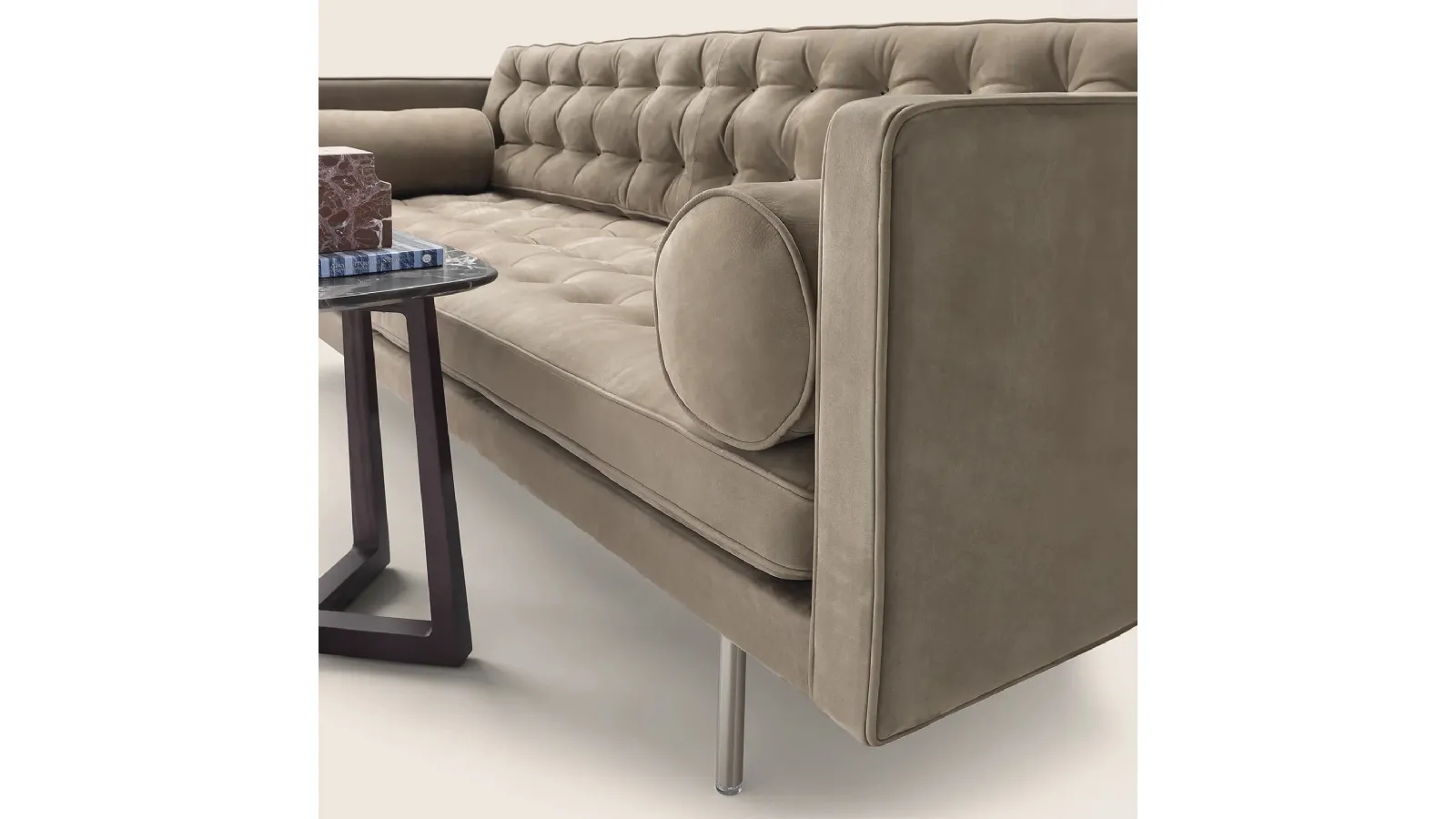 Magister leather linear sofa by Flexform