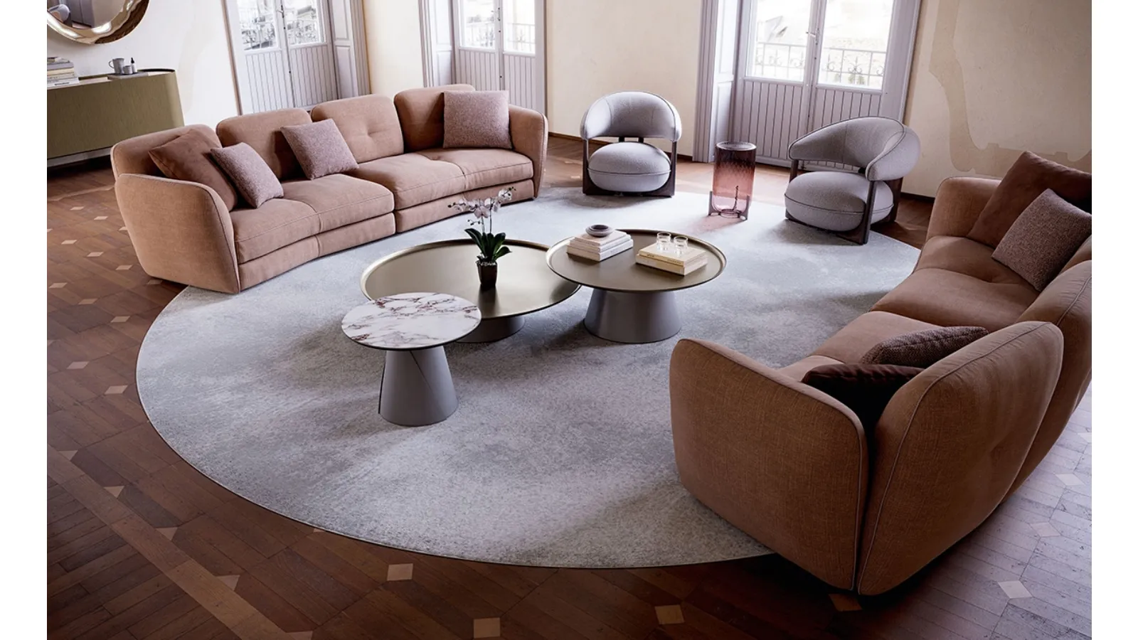 Michael linear sofa by Cattelan Italia