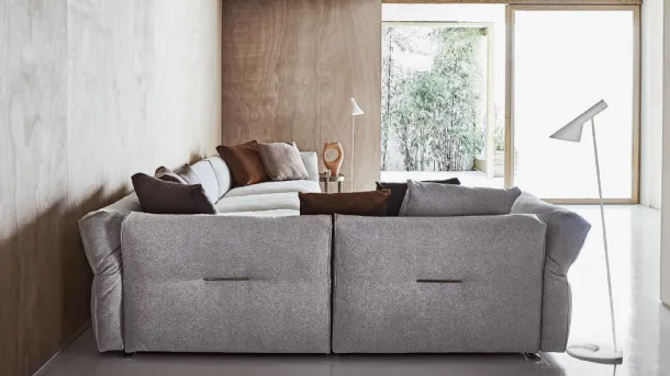 Newbridge fabric corner sofa by Flexform