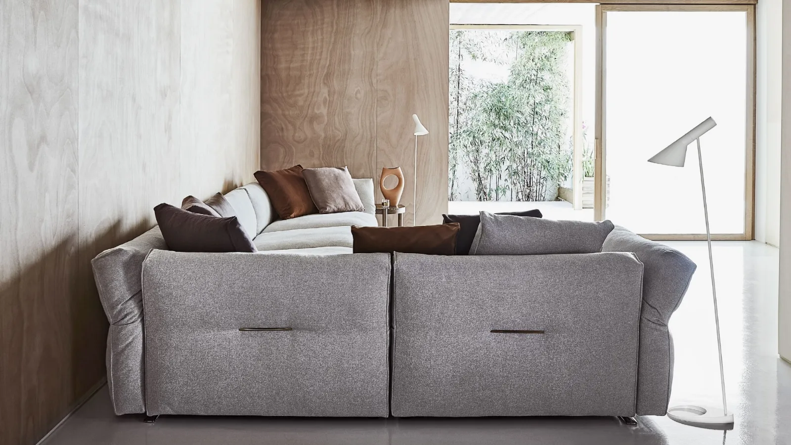 Newbridge fabric corner sofa by Flexform