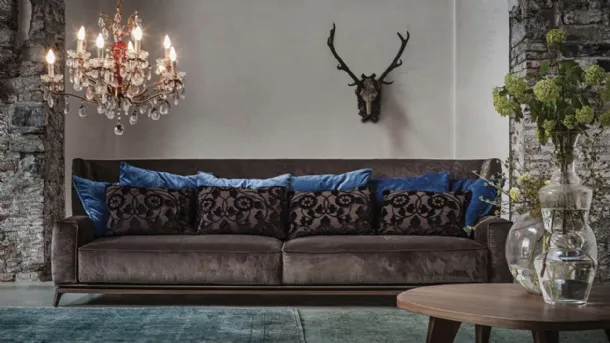 Opera linear sofa by Vibieffe