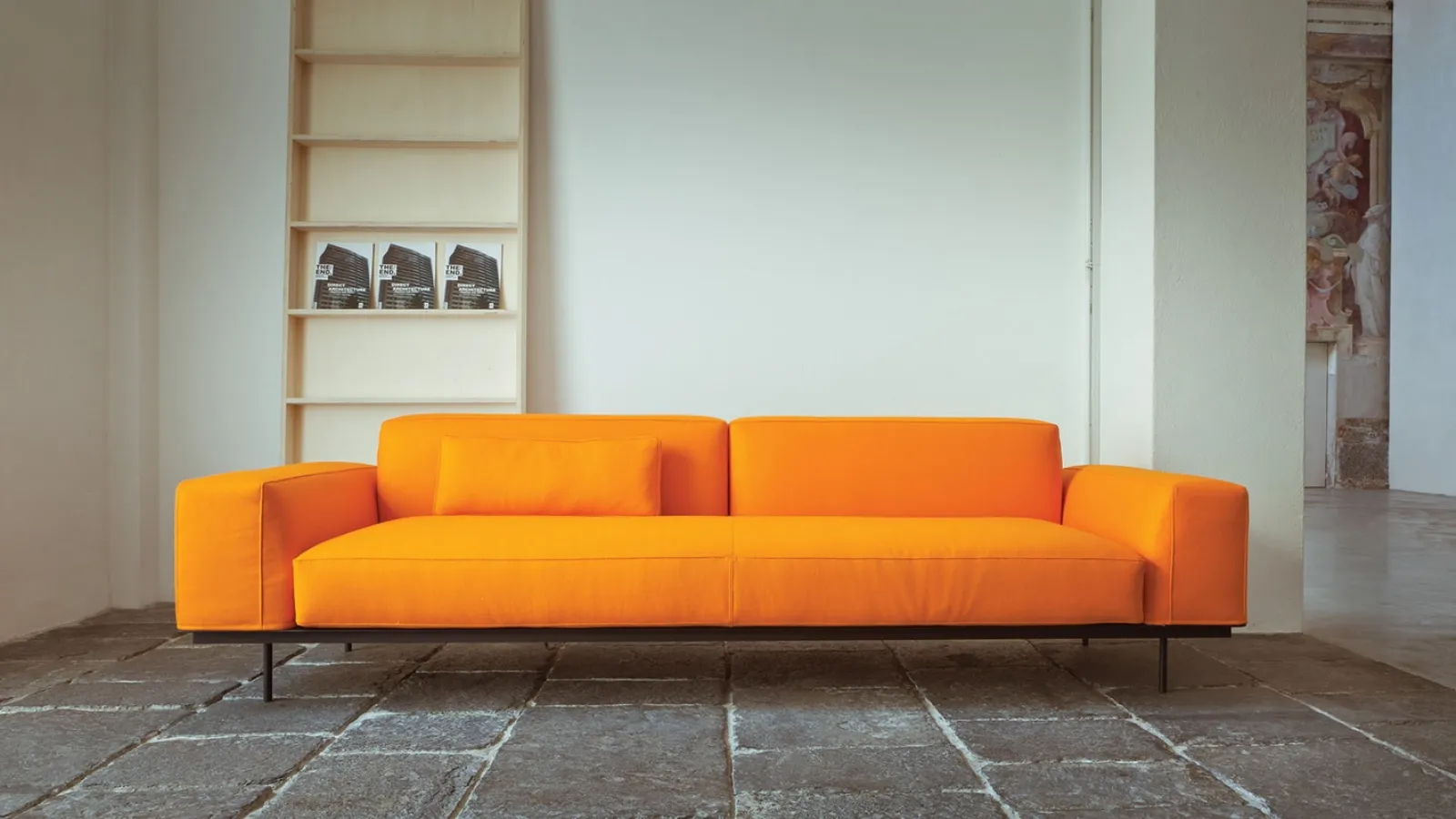 Sit Up linear sofa by Vibieffe