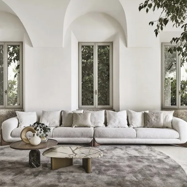 Softbay linear sofa by Porada