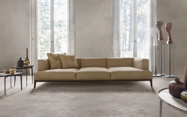 Alivar Swing leather linear sofa