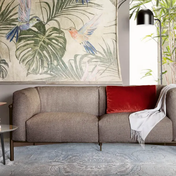 Taiki linear sofa in upholstered fabric by Lema
