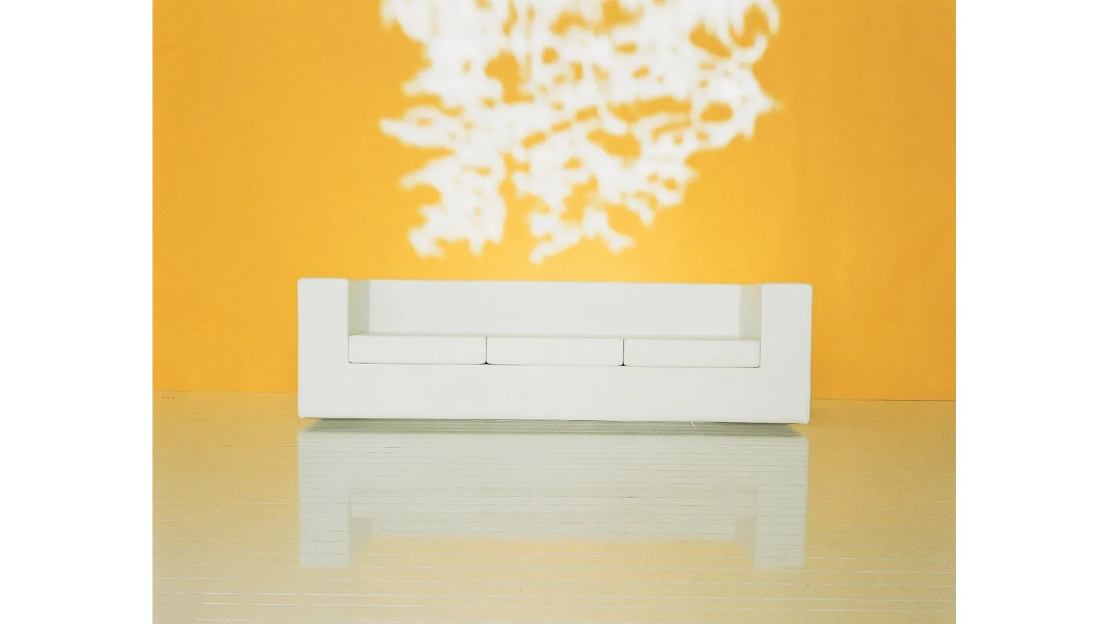 Square linear sofa in Zanotta's Throw-Away fabric
