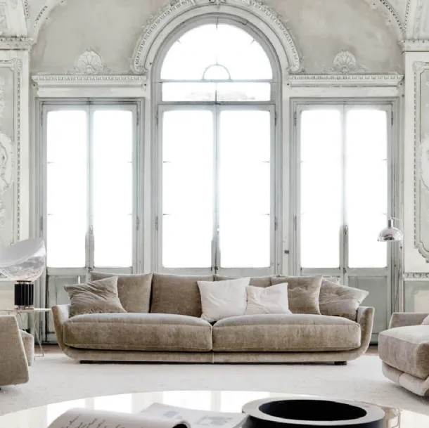 Sleek velvet sofa with sinuous lines Tuliss by Desirèe