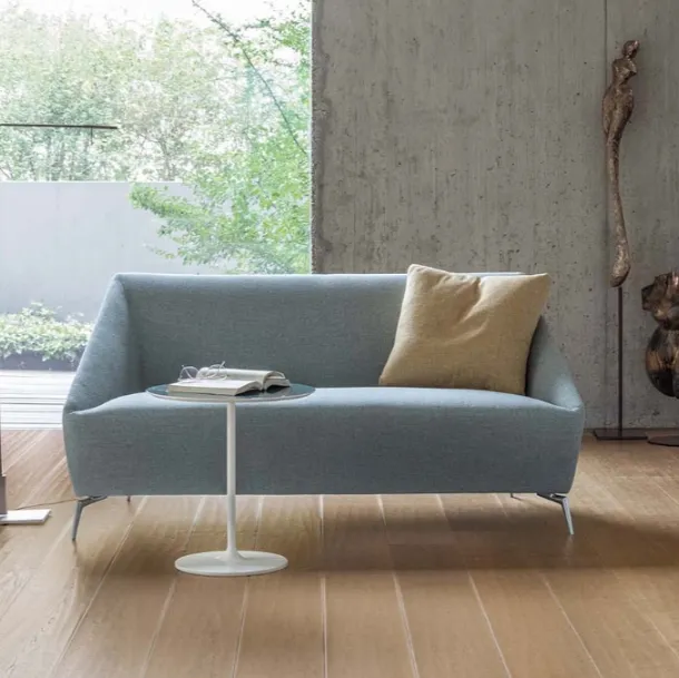 Two-seater linear sofa with oblique-cut armrest Zoe by Alivar