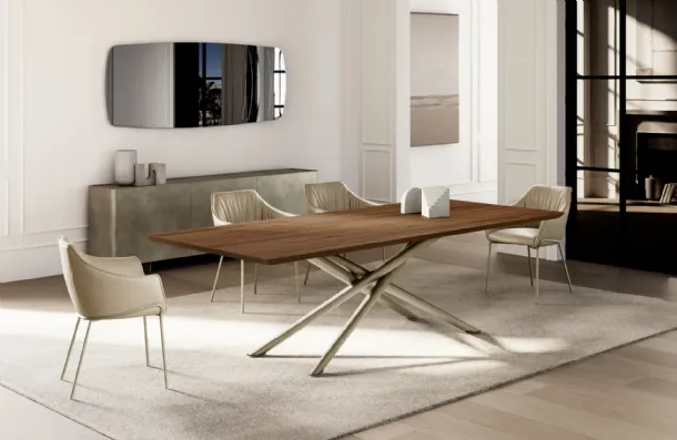 Baly Table with Eforma wood top