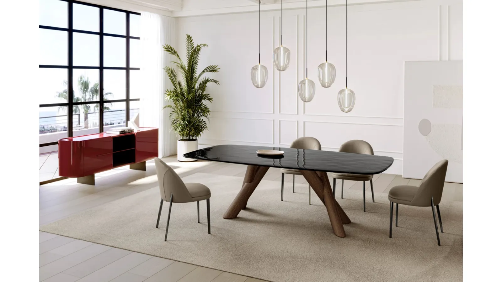 Canova Table with Eforma glass top