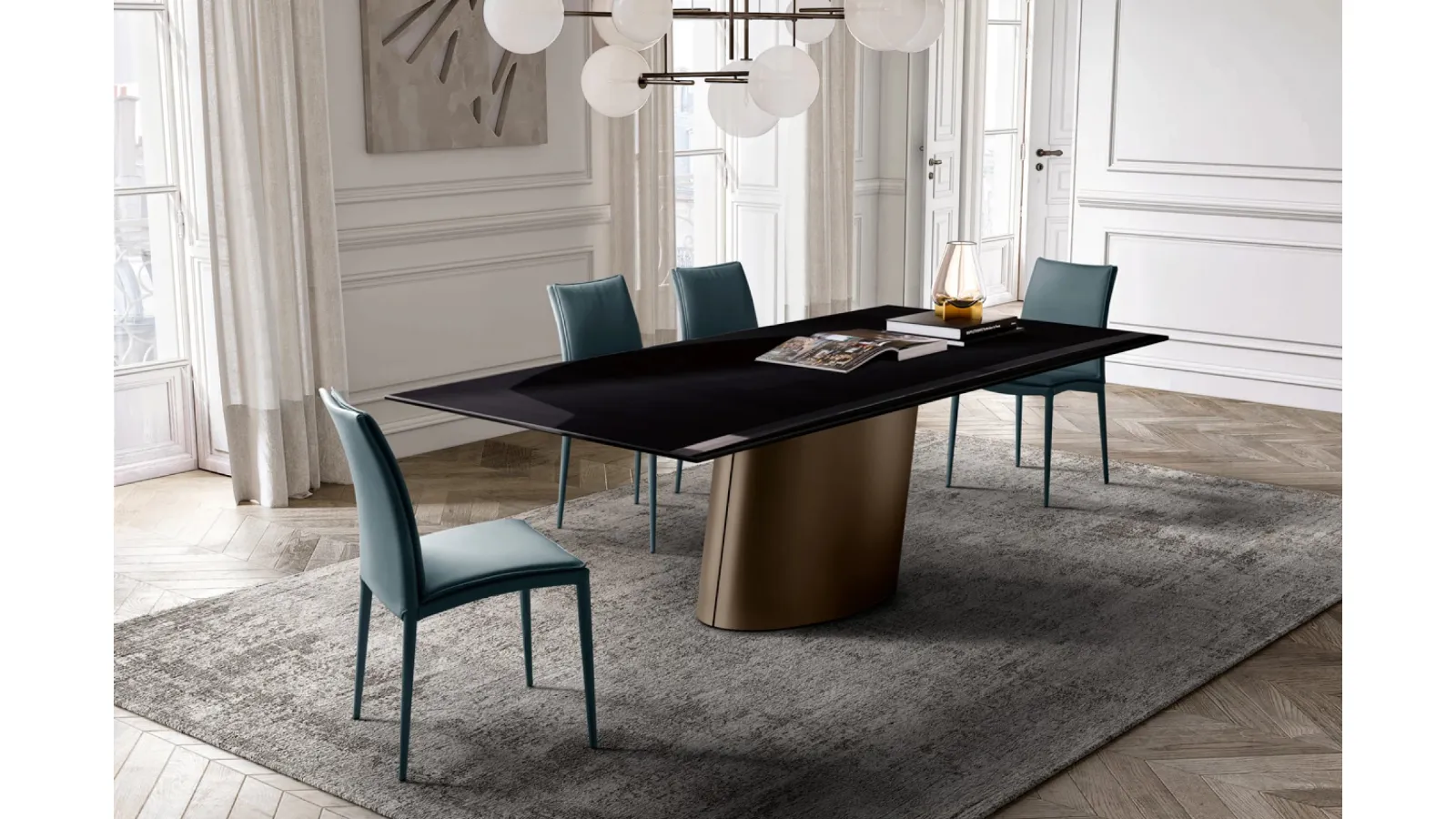 Dorado Table with Eforma glass top