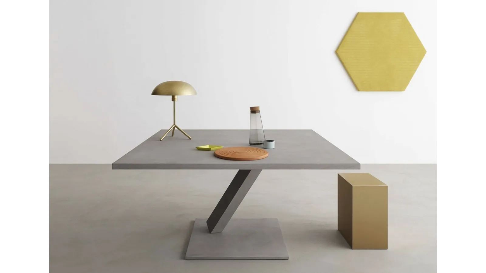Square Element table in concrete material by Desalto