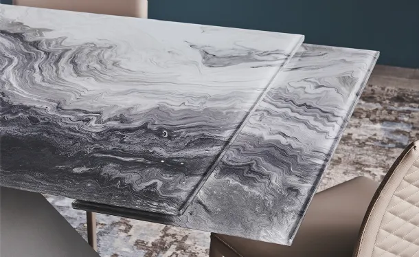 Eliot extendable dining table by Cattelan Italia