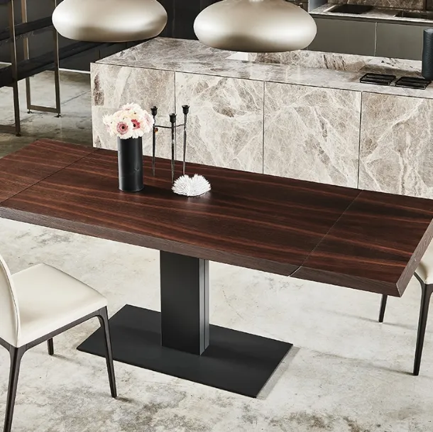 Extendable table with metal base and Elvis Wood Drive wooden top by Cattelan Italia