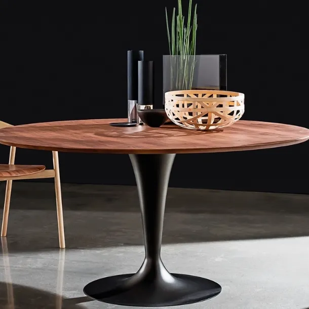 Flûte Wood Table with round wooden top and lacquered metal base by Sovet