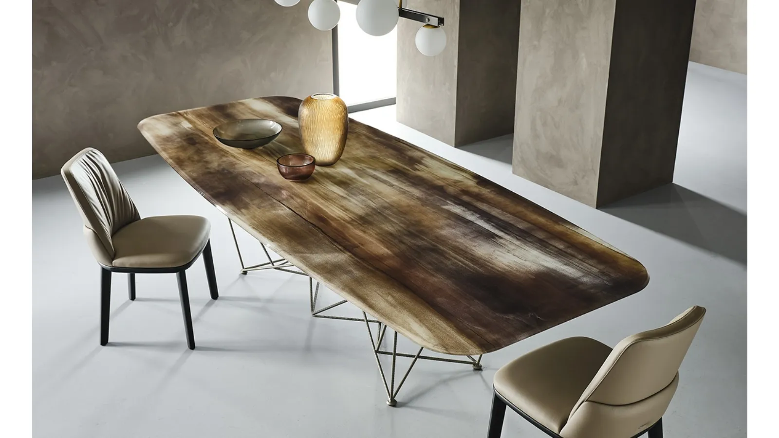 Table with crystal top featuring print and steel base Gordon Crystalart by Cattelan Italia