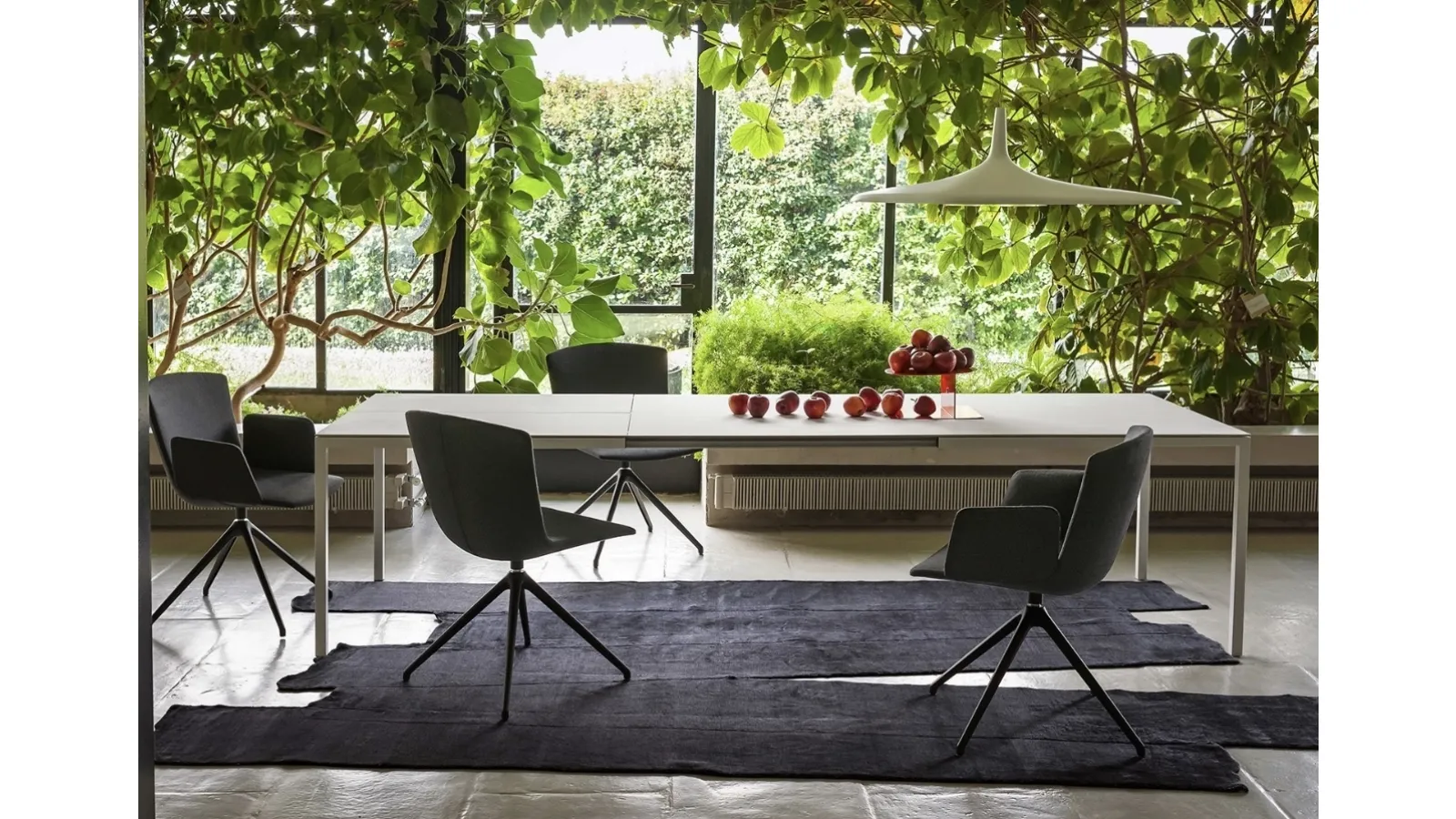Desalto Helsinki 35 Extendable Table