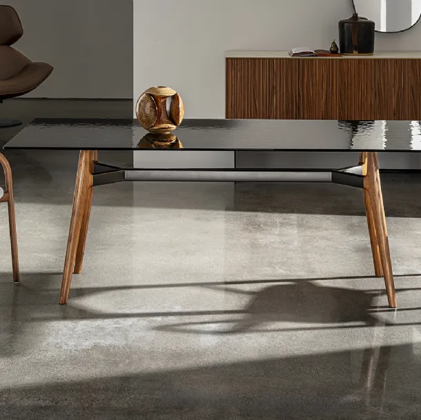 Sovet rectangular Lewood table