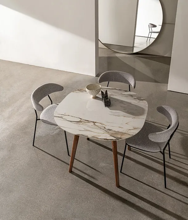 Lewood shaped table by Sovet