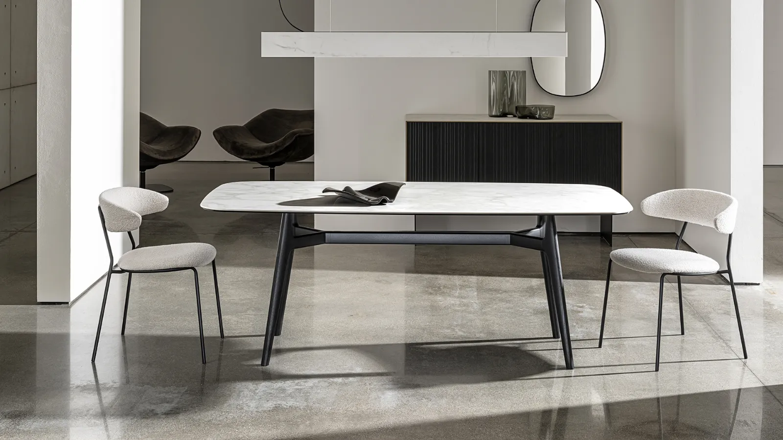 Lewood shaped table by Sovet