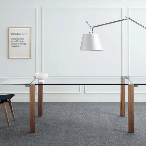 Extendable glass table with Livingstone wood-covered legs by Tonelli