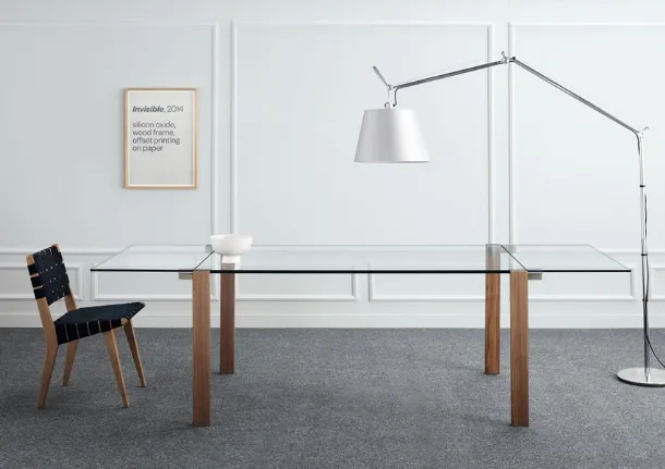 Extendable glass table with Livingstone wood-covered legs by Tonelli