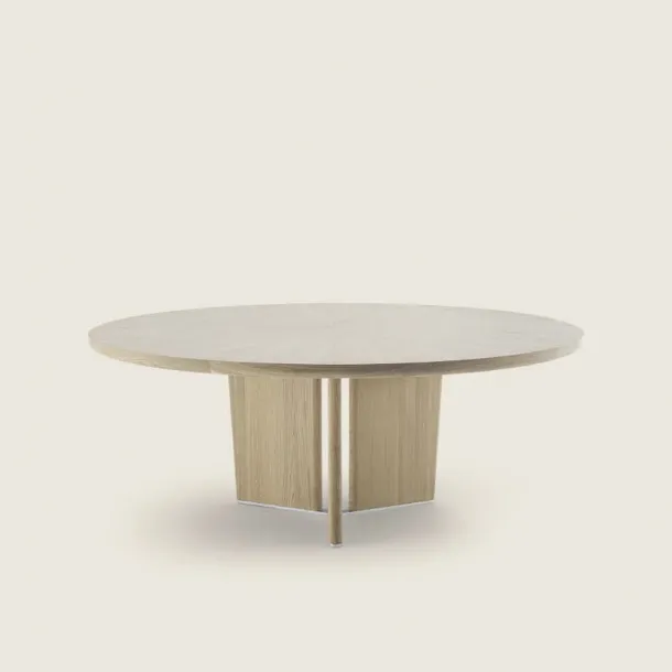 Marquis wooden table by Flexform