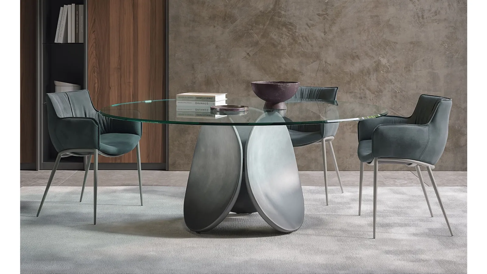 Maxim round glass sculpture table by Cattelan Italia