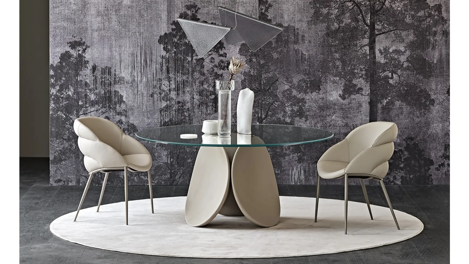 Maxim round transparent glass sculpture table by Cattelan Italia