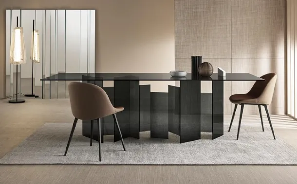 Glass table with geometric effect base Metropolis by Tonelli