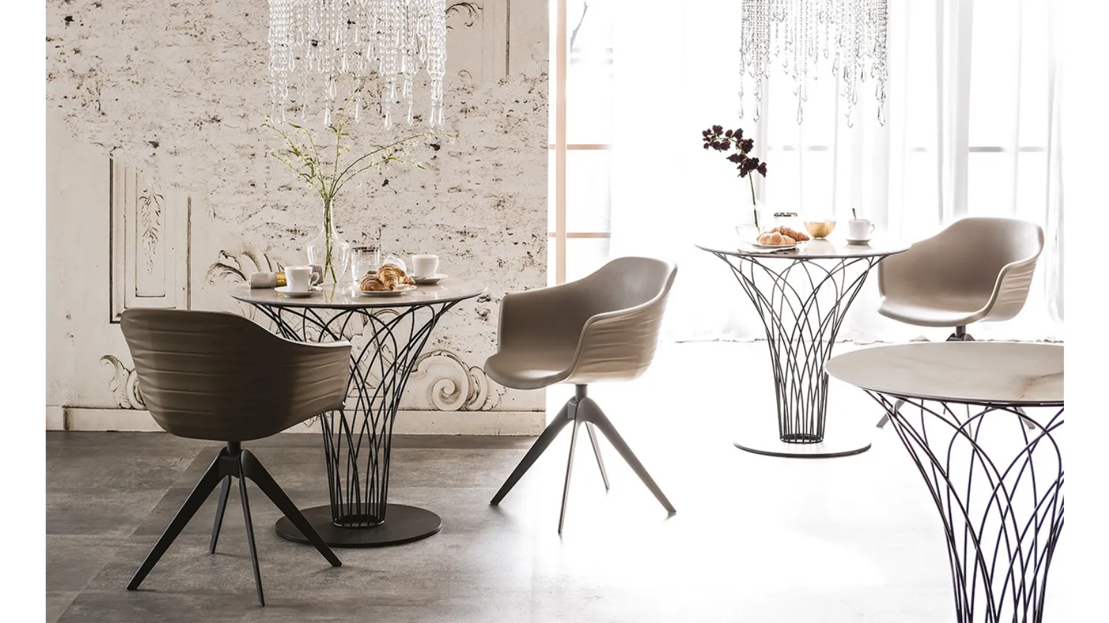 Round table with ceramic top Marmi and woven steel base Nido Keramik Bistrò by Cattelan Italia