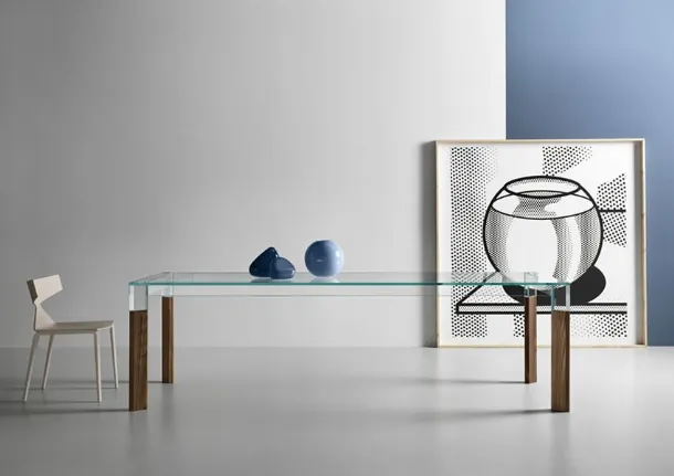 Table with glass top and solid wood Perseo legs by Tonelli