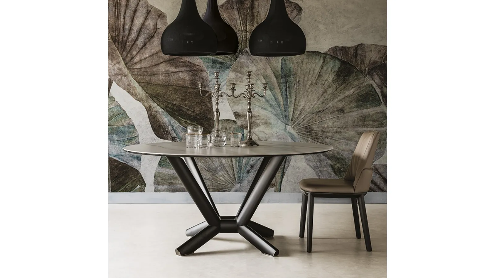 Round table with Planer Keramic Round ceramic top by Cattelan Italia