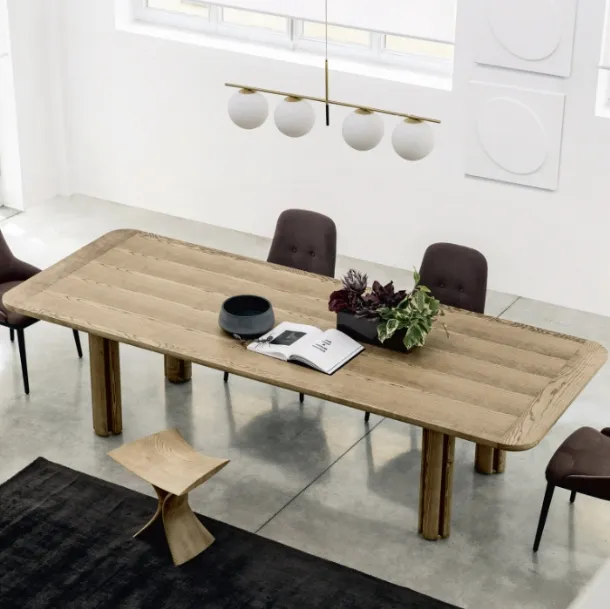 Quadrifoglio Table in solid wood by Porada
