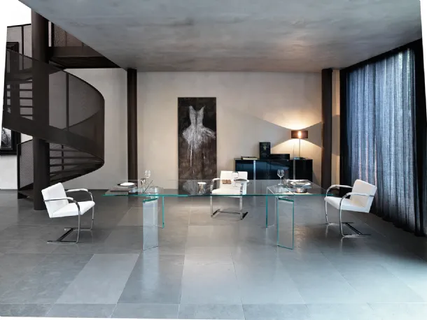 Ray Plus extendable glass table by Fiam