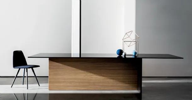 Regolo Table with glass top and Sovet wood base