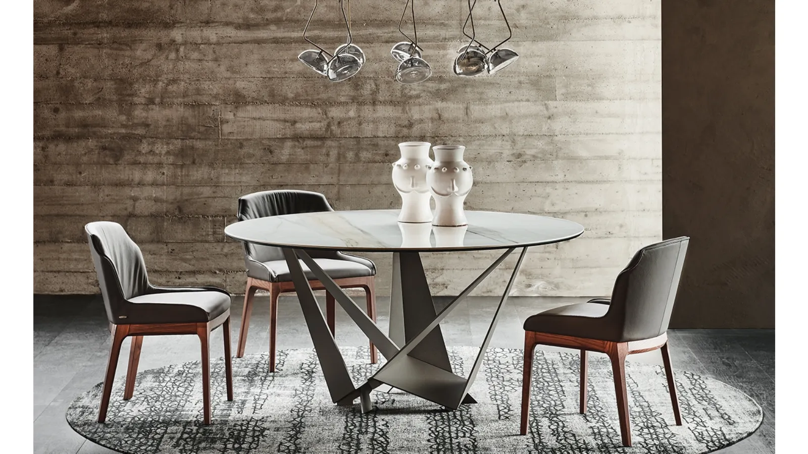 Skorpio Keramic Round round ceramic table with steel base by Cattelan Italia