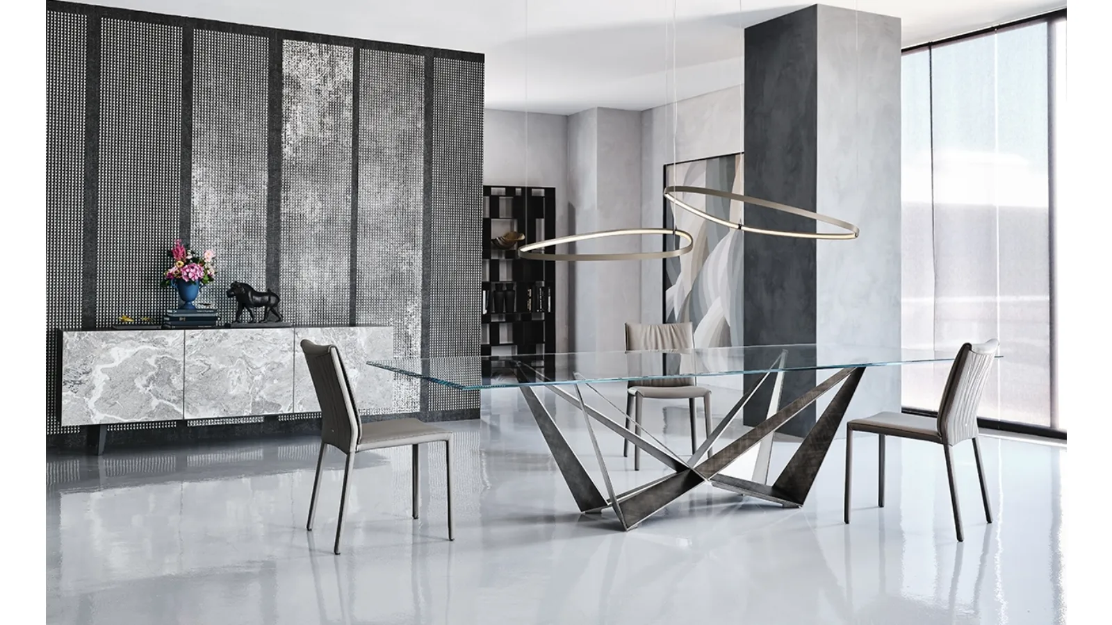 Table with steel base and Skorpio glass top by Cattelan Italia