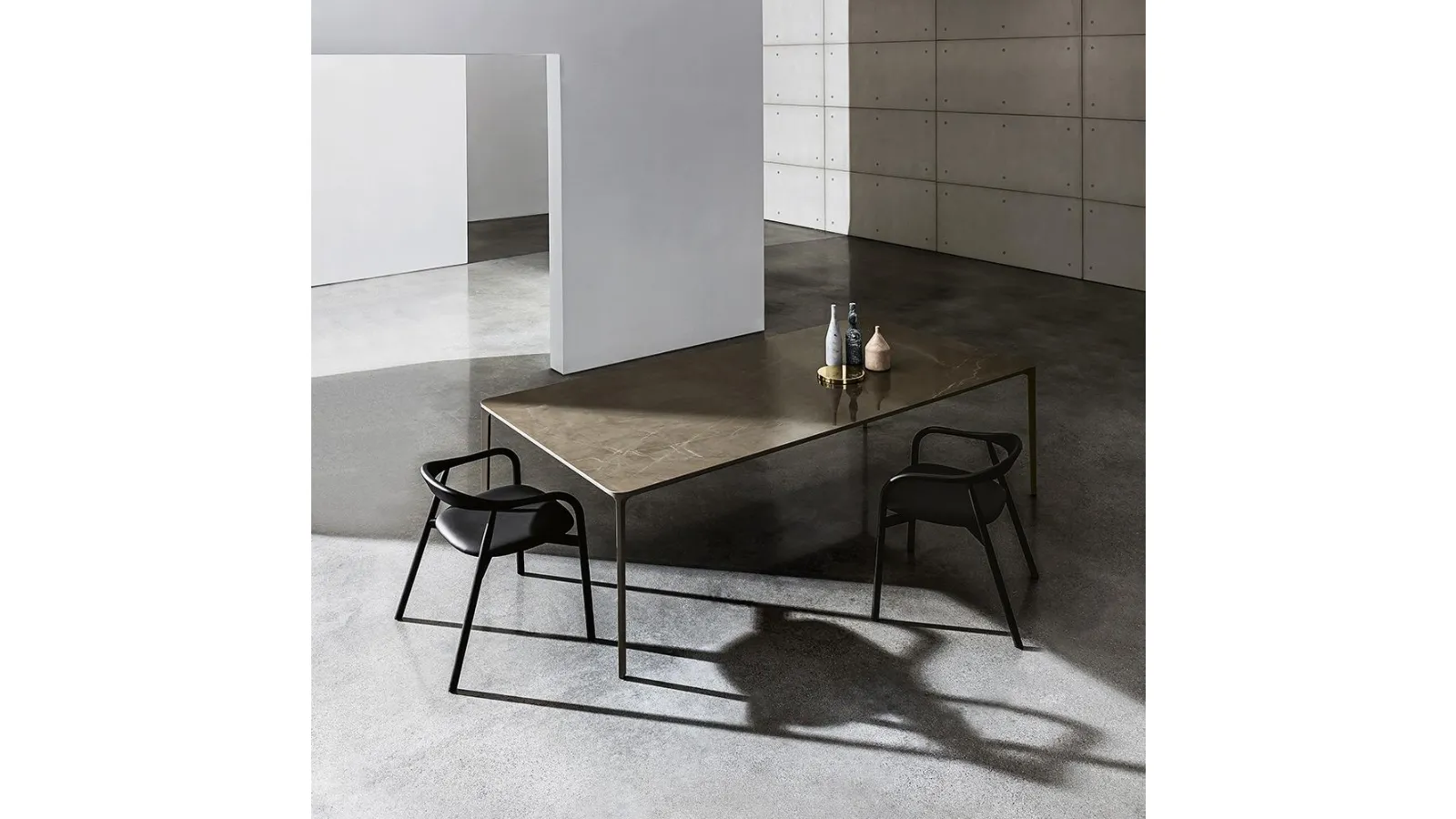 Sovet Rectangular Slim Table