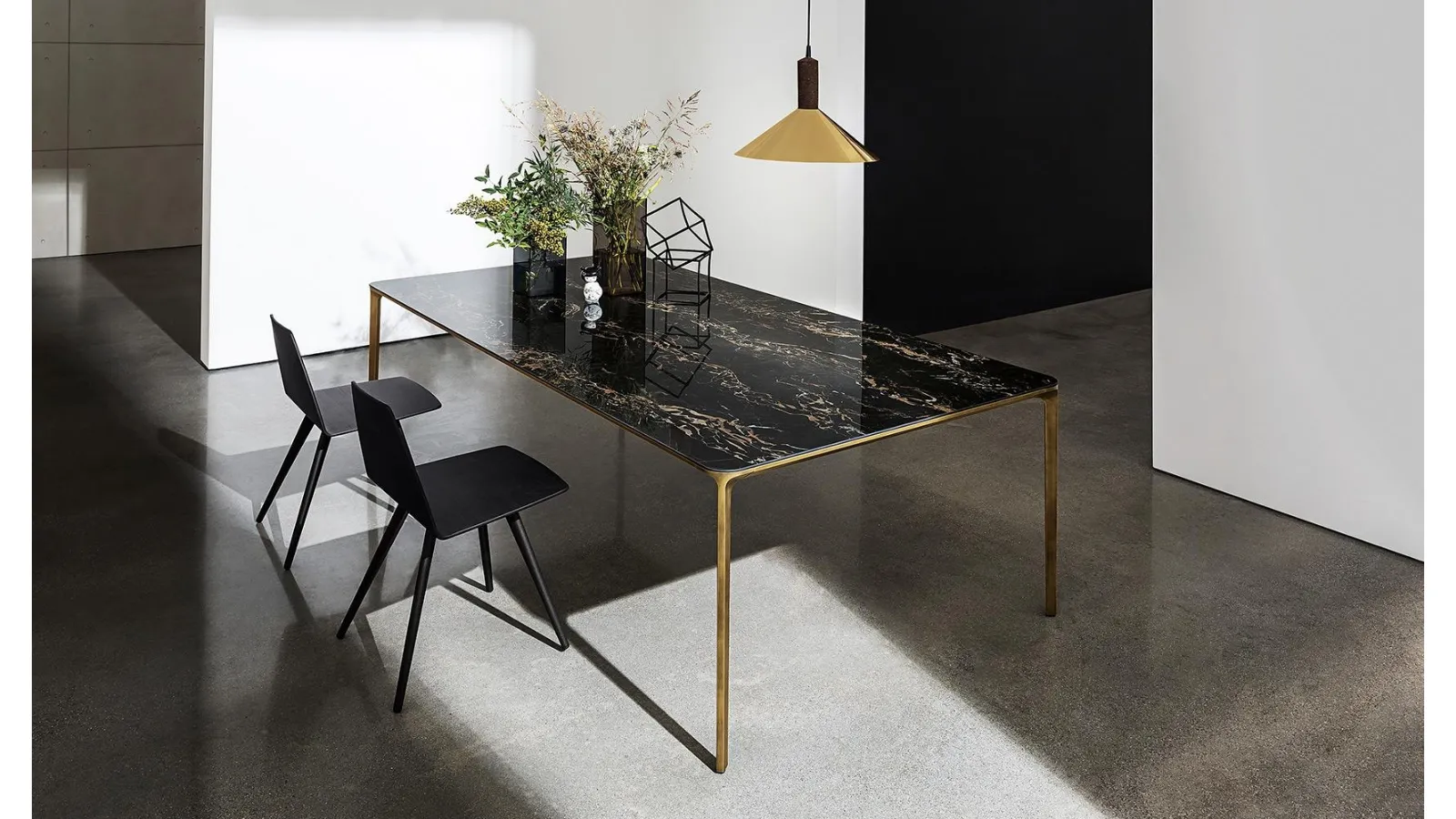Sovet Rectangular Slim Table