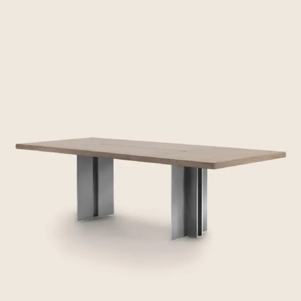 Spello Table with wooden top and painted metal base by Flexform