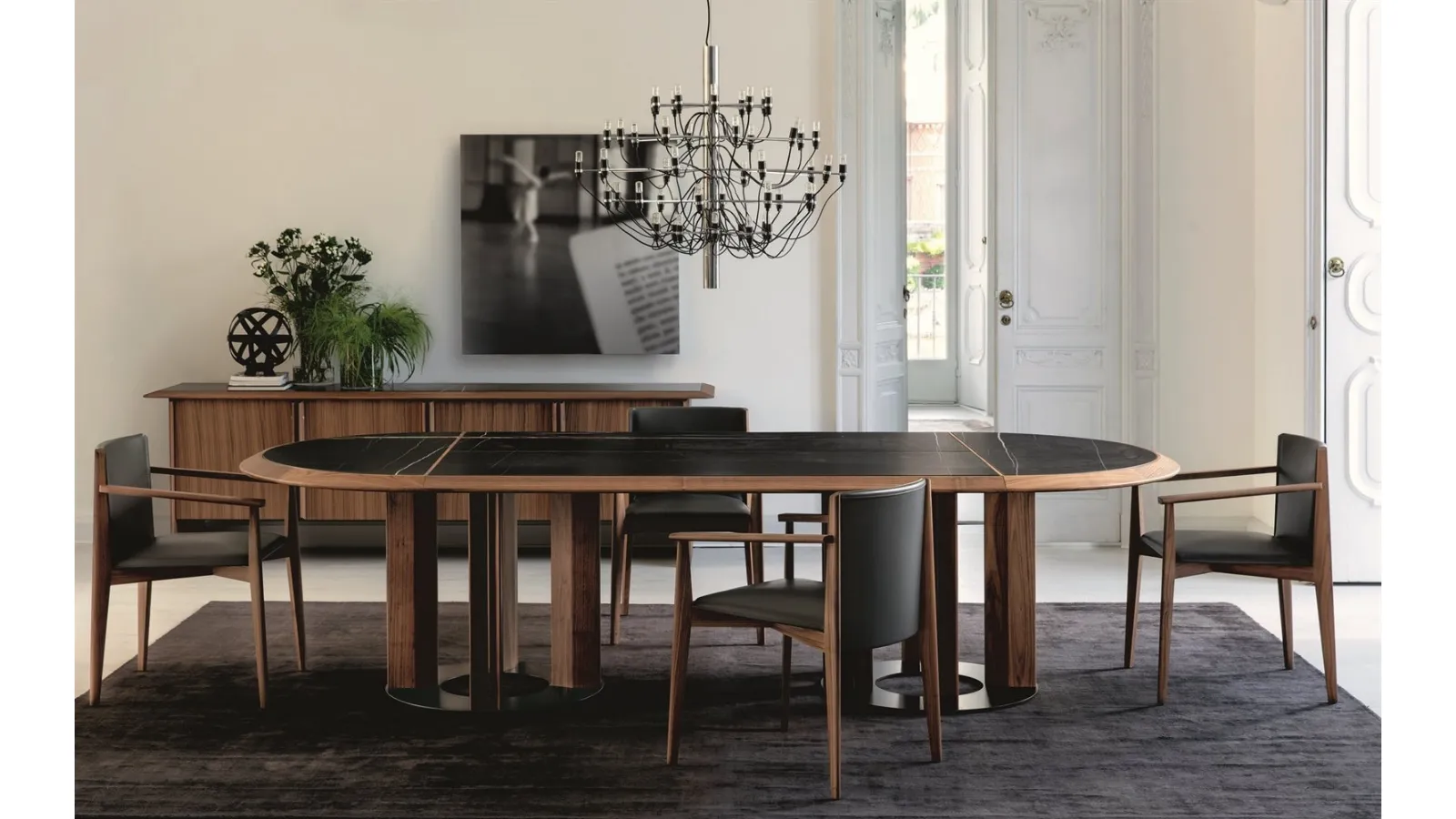 Oval table with marble top divided into four sectors Thayl by Porada