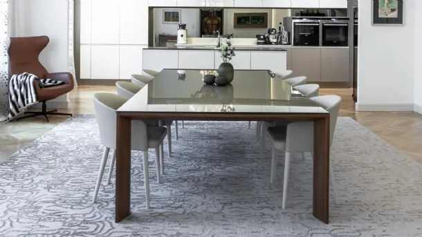 Toronto table with glass top and Sovet wood base